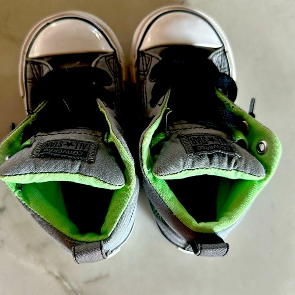 Converse all star Chuck Taylor’s - Picture 2 of 5